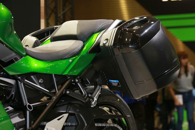 カワサキNinja H2 SX SE