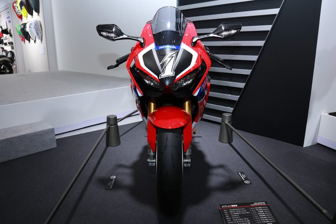ホンダCBR1000RR SPカスタマイズコンセプト