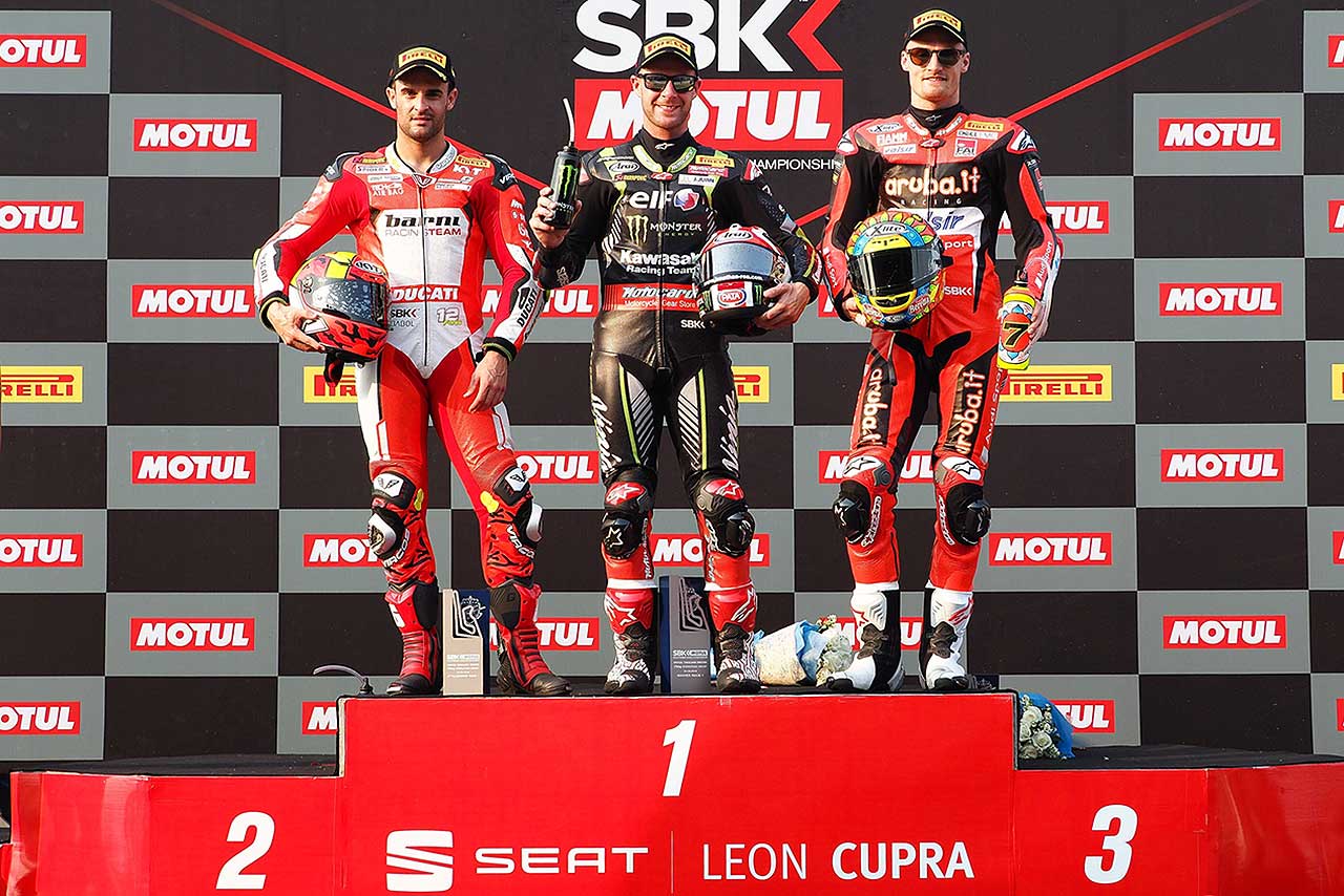 レイが今季初勝利をポールトゥウインで飾った