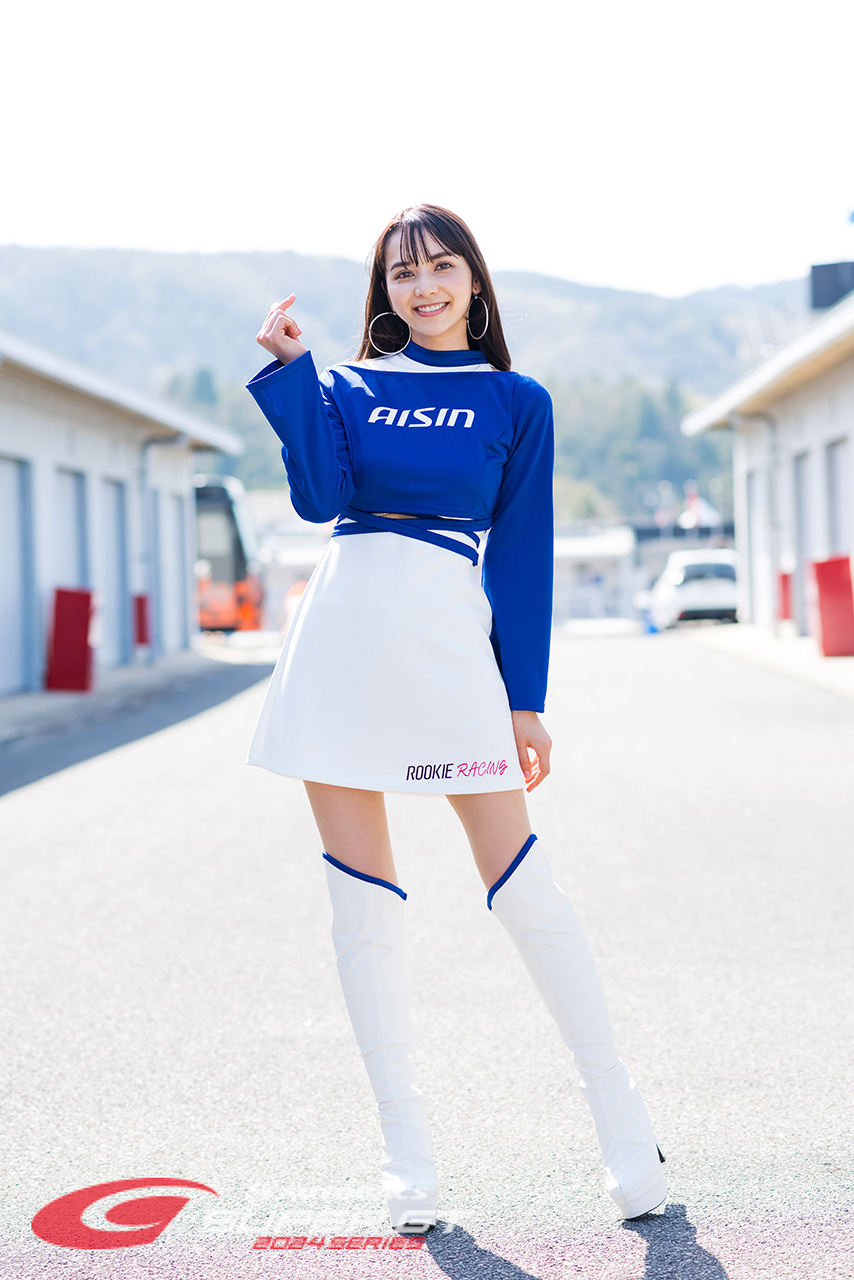 瀬野ユリエ ジュン＆エッティ with アイシン 2024年/スーパーGTの写真①