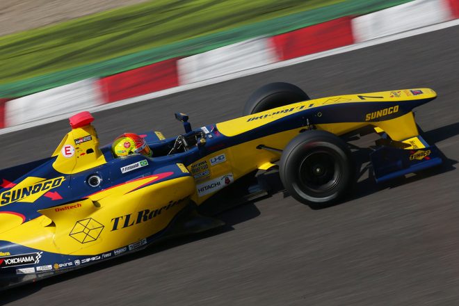 鈴鹿サーキットで行われた公式テスト2日目に参加したピエトロ・フィッティパルディ