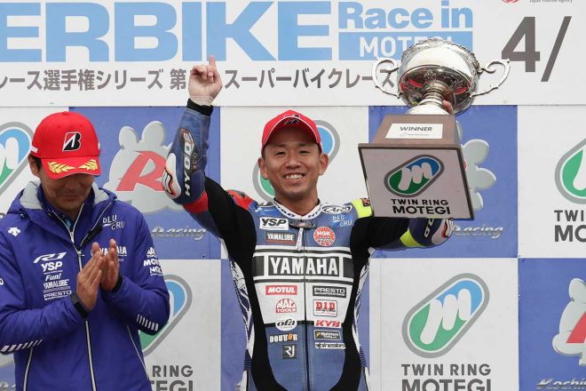 中須賀克行／ ヤマハ・ファクトリー・レーシング・チーム