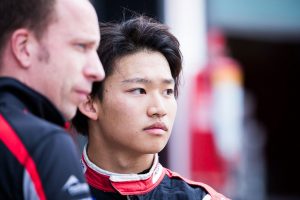 佐藤万璃音(モトパーク)