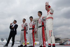 ピットストップ対決を制したNISMOチーム