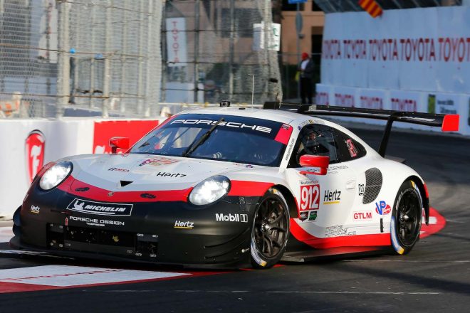 912号車ポルシェは速さを見せながらもトラブルに泣いた。