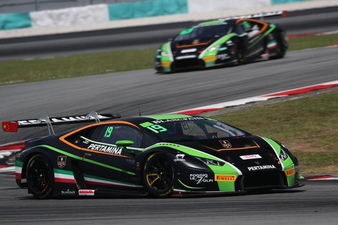 19号車ランボルギーニ・ウラカンGT3