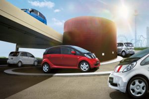 軽自動車から小型乗用車となったミツビシi-MiEV(アイ-ミーブ)