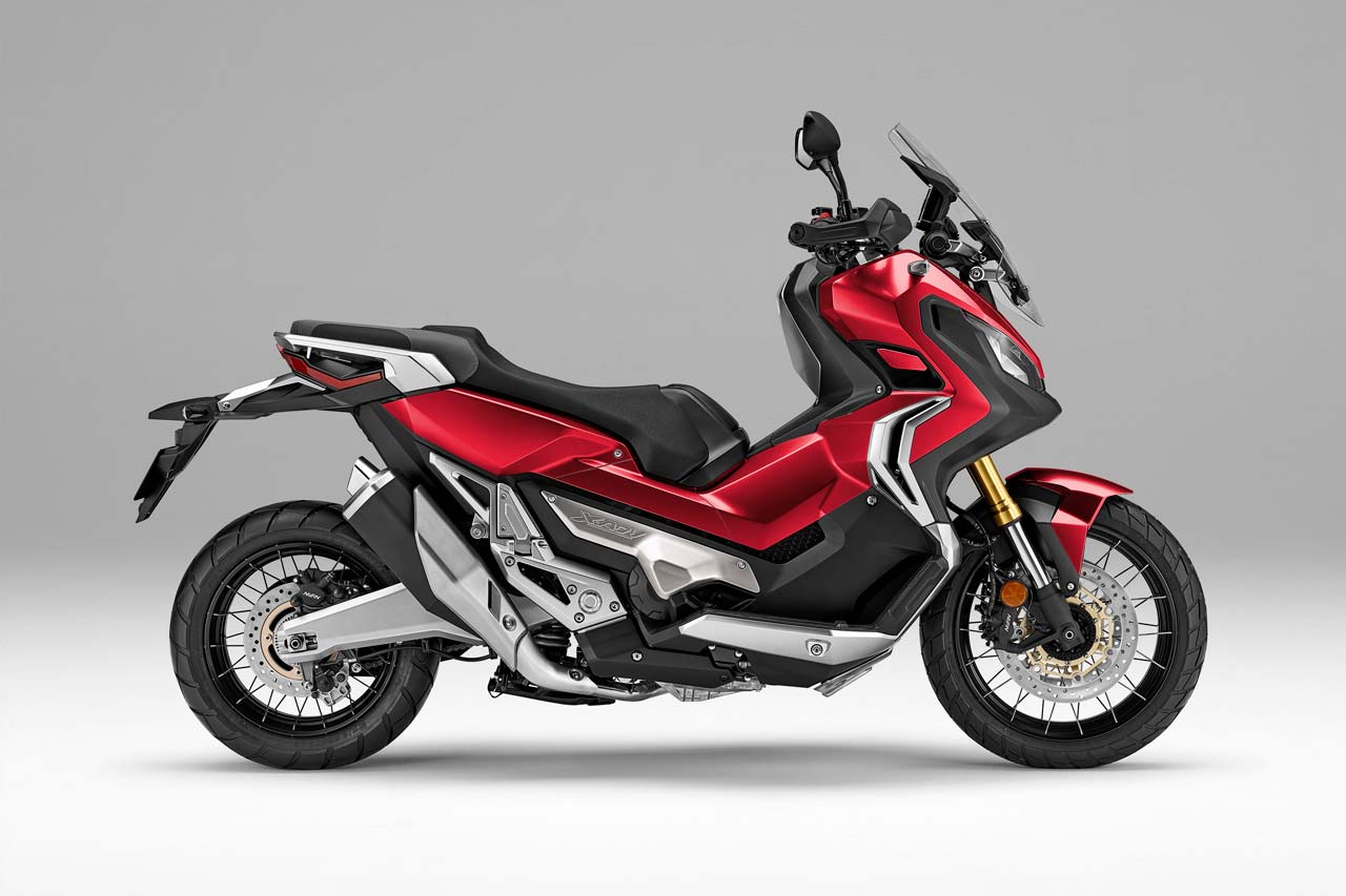 ホンダX-ADV（キャンディークロモスフィアレッド）