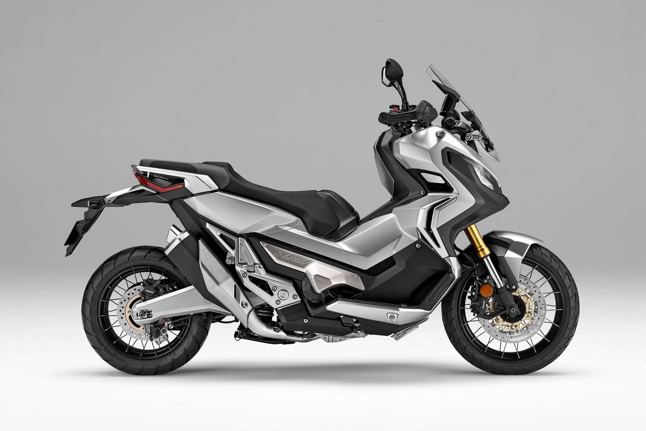 ホンダX-ADV（デジタルシルバーメタリック）