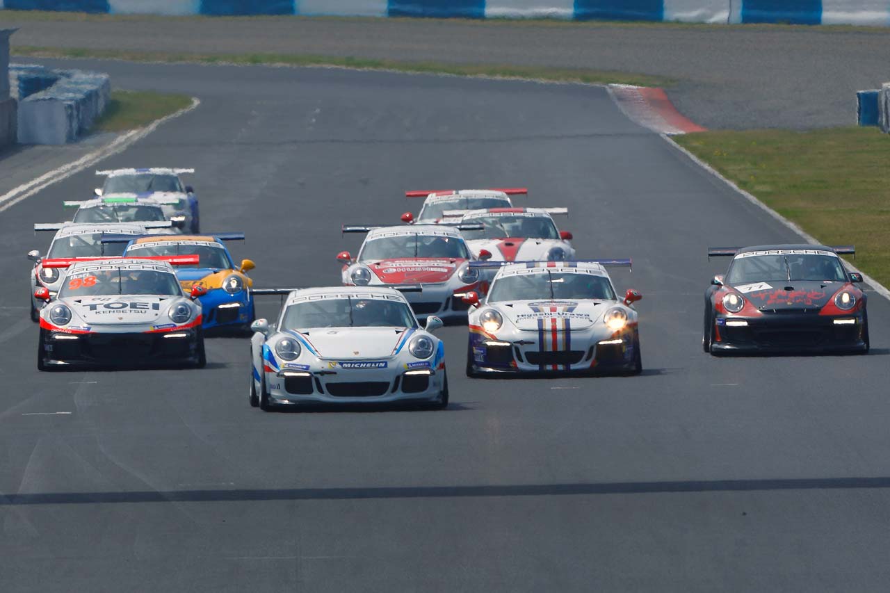 ポルシェGT3カップチャレンジ ジャパン 2018岡山 スタートシーン