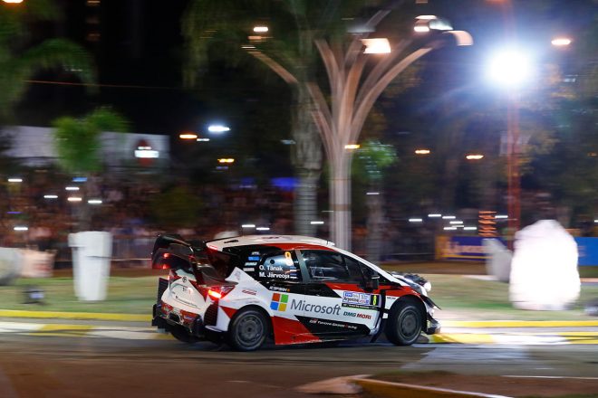 ラリー・アルゼンティーナのSS1を走行するオット・タナク（トヨタ・ヤリスWRC）
