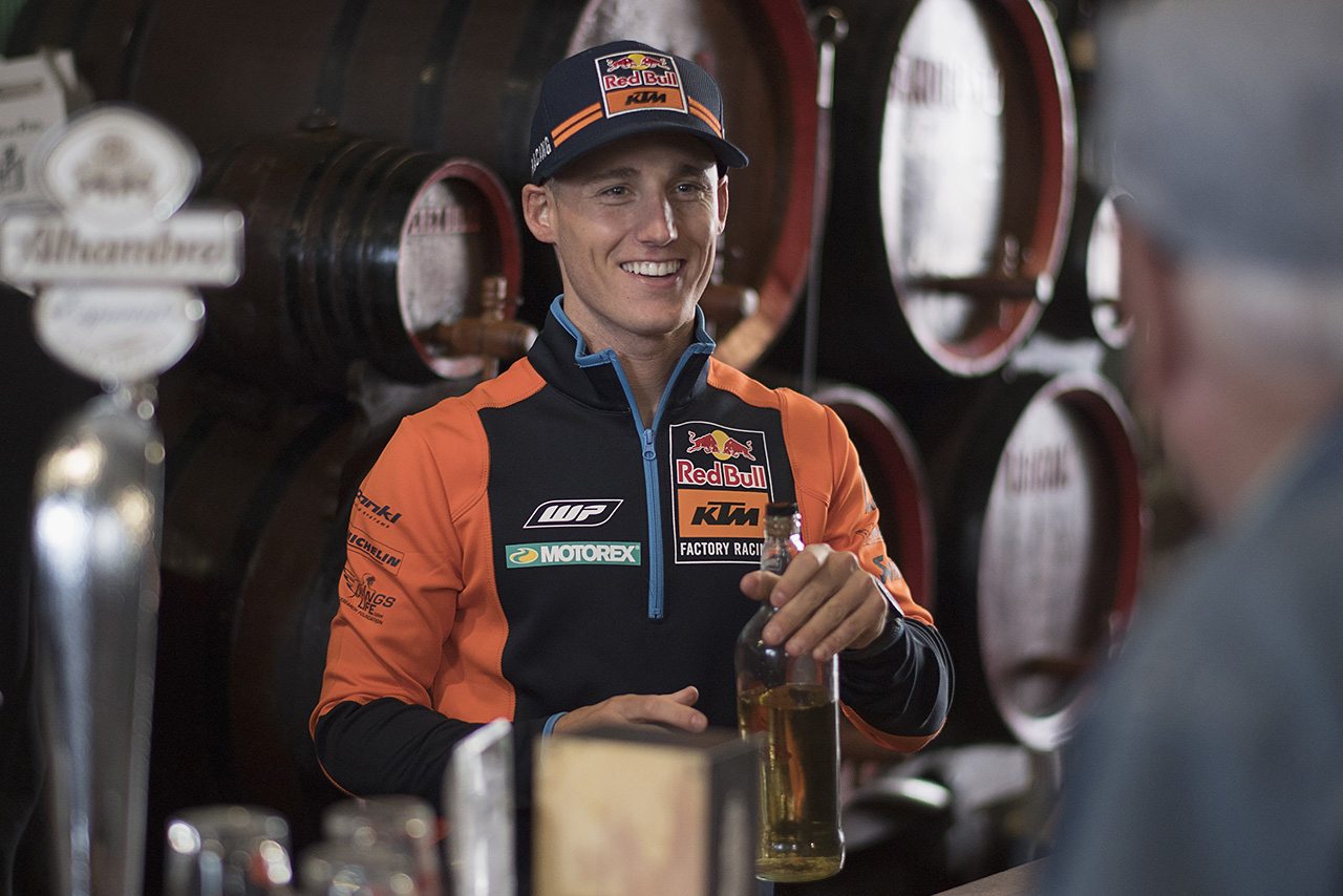 スペインGP前のプレイベントに参加したポル・エスパルガロ