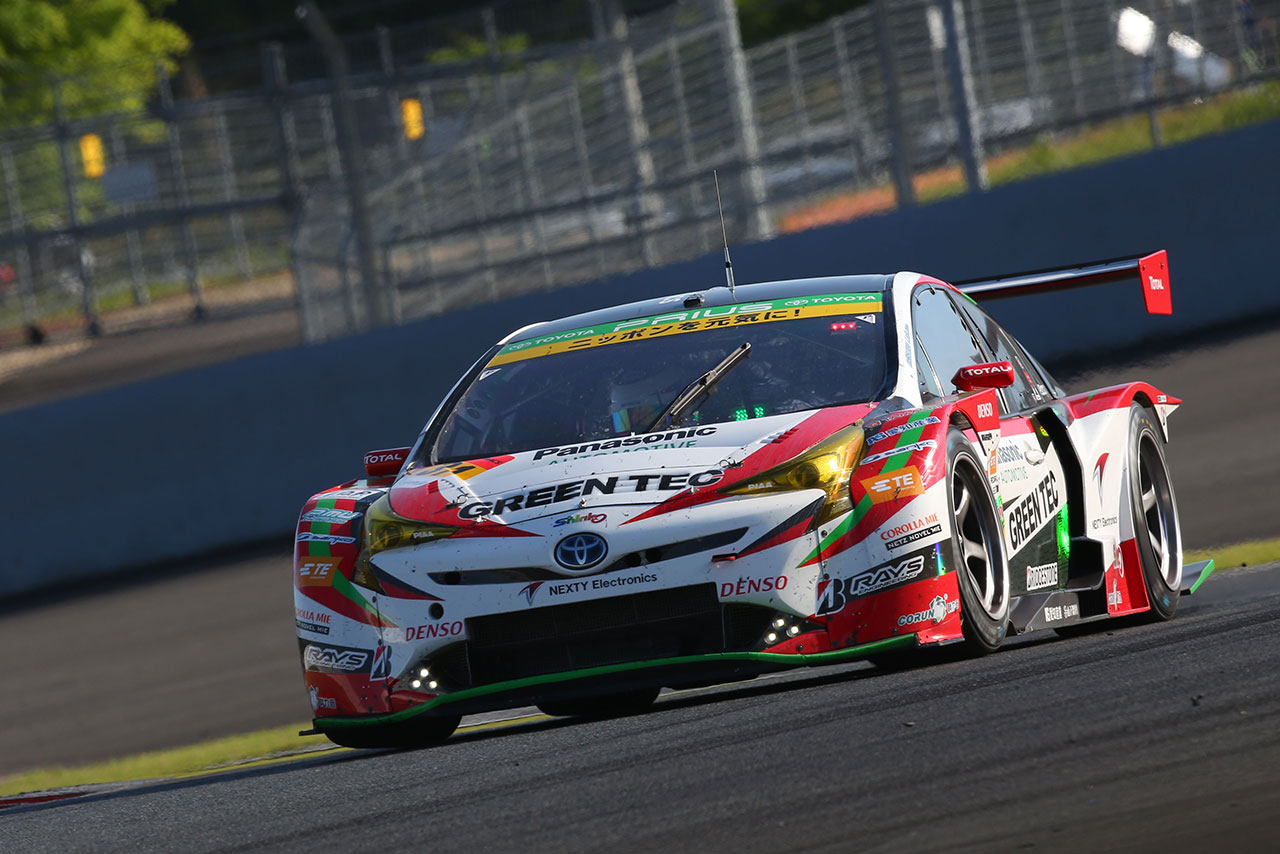 31号車TOYOTA PRIUS apr GT