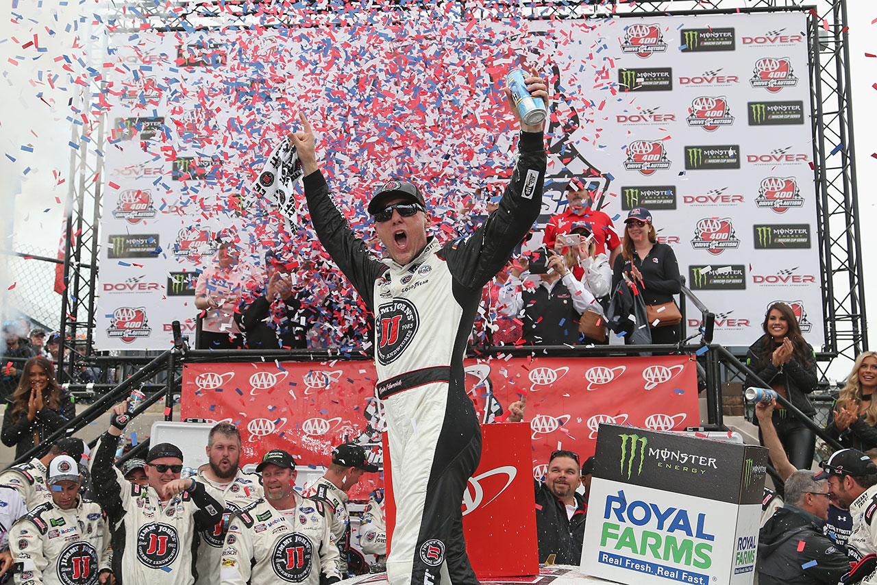 ケビン・ハービック（フォード・フュージョン）はこれでシーズン4勝目