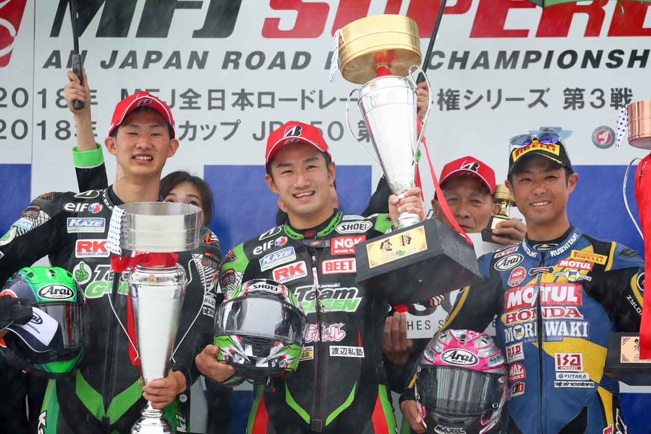 全日本ロード第3戦オートポリス表彰式