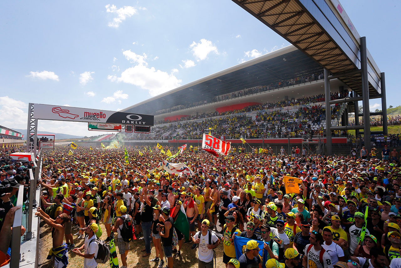 MotoGPイタリアグランプリでの『セレブレーションアリーナ』。この光景が日本グランプリでも見られるように