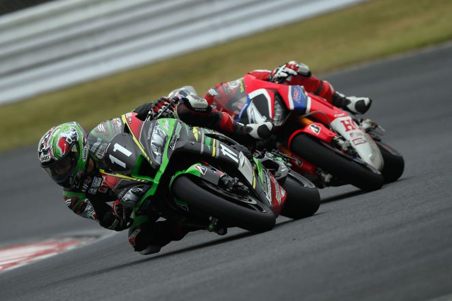 11周目、渡辺一馬は高橋巧を交わしてトップに浮上。そこからは独走状態だった