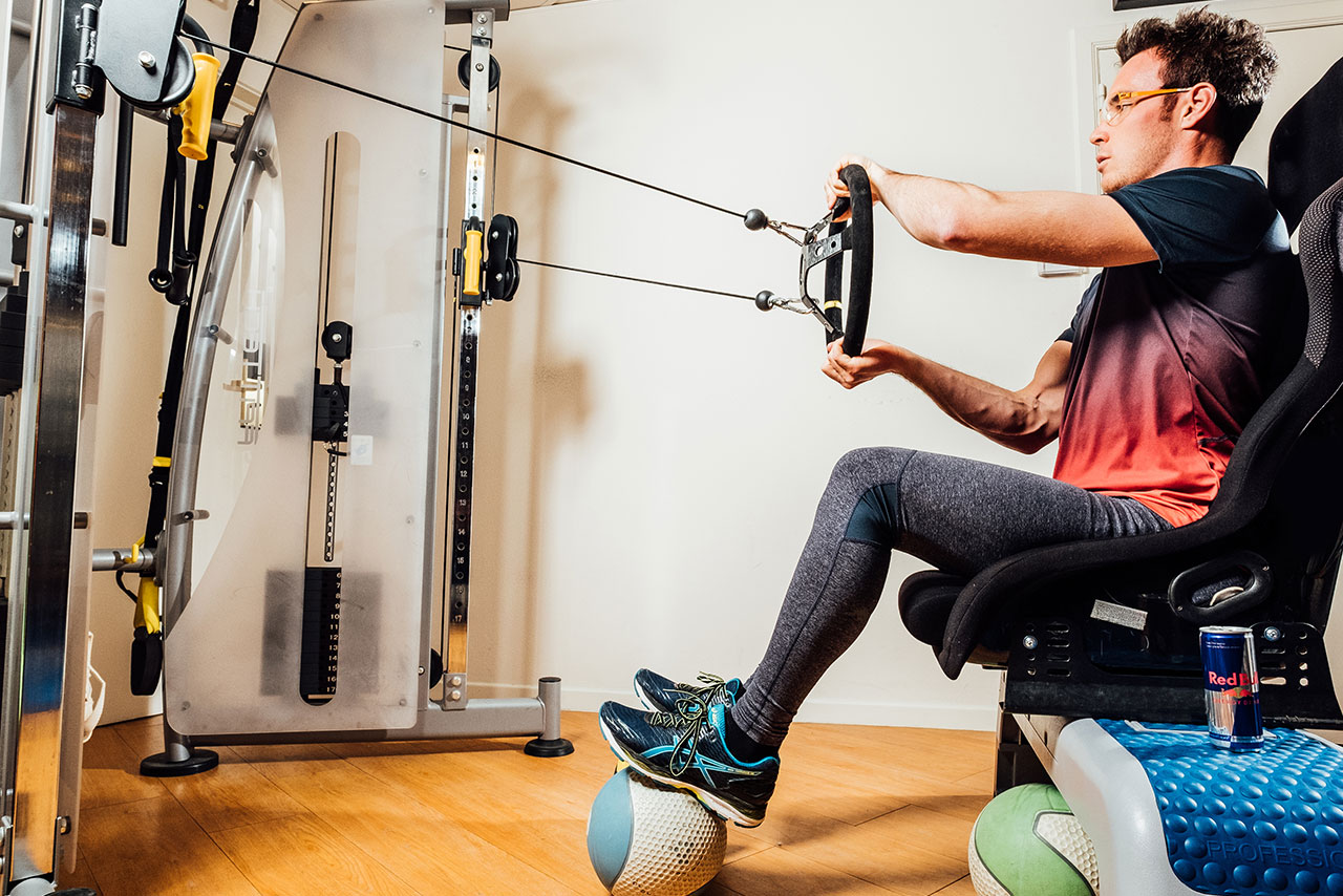 ドライビングに必要な筋力を強化するトレーニング