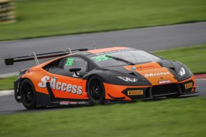 ランボルギーニ・ウラカンGT3を走らせるKizashi×Saccess Racing