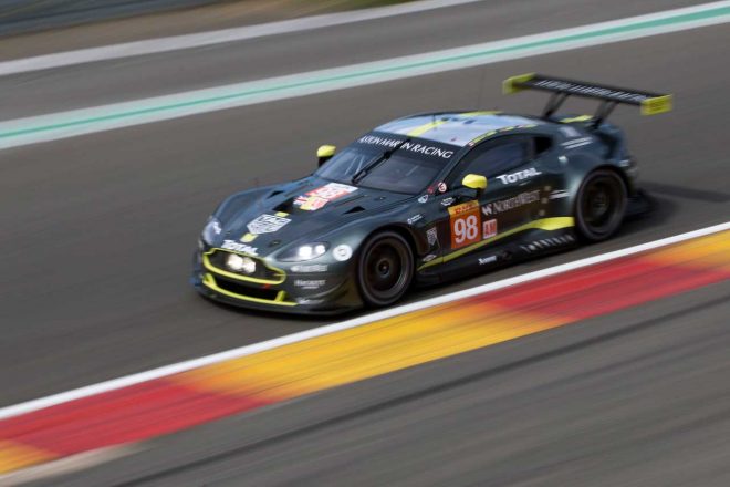 GTEアマクラスの強豪として知られるアストンマーチン・レーシングの98号車アストンマーチン・バンテージ