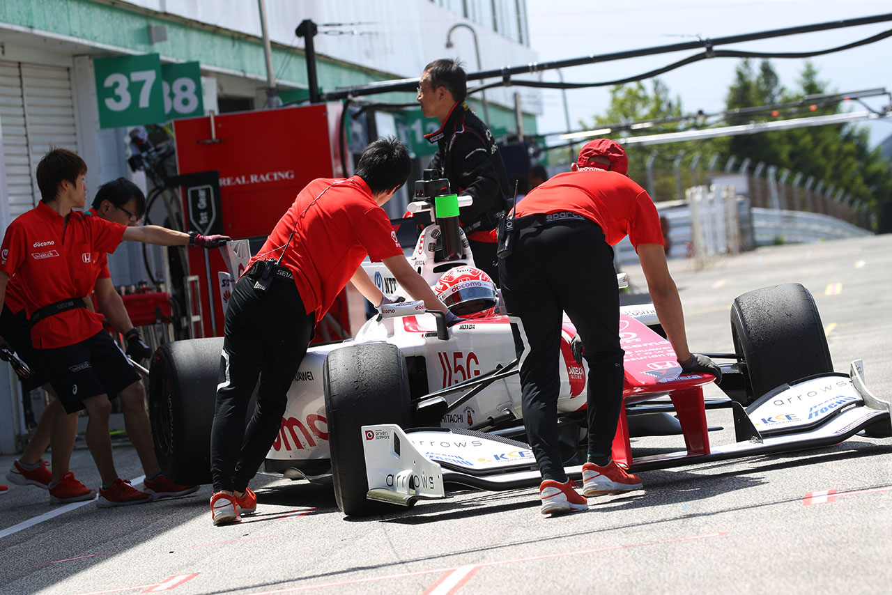 松下信治（DOCOMO TEAM DANDELION RACING）