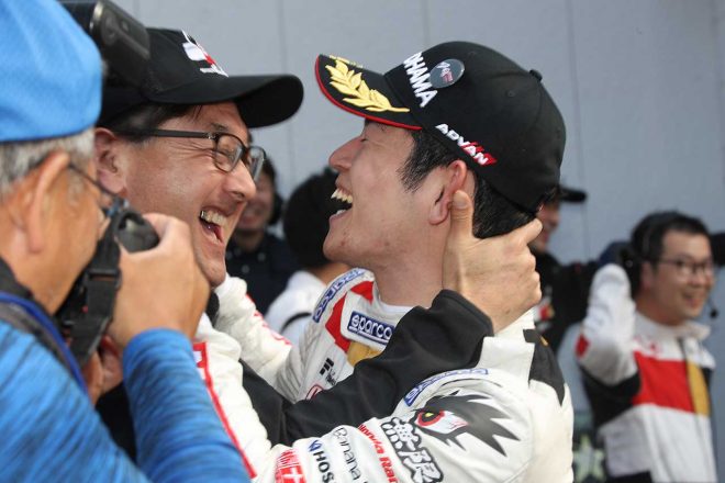 パルクフェルメで喜びを分かち合う