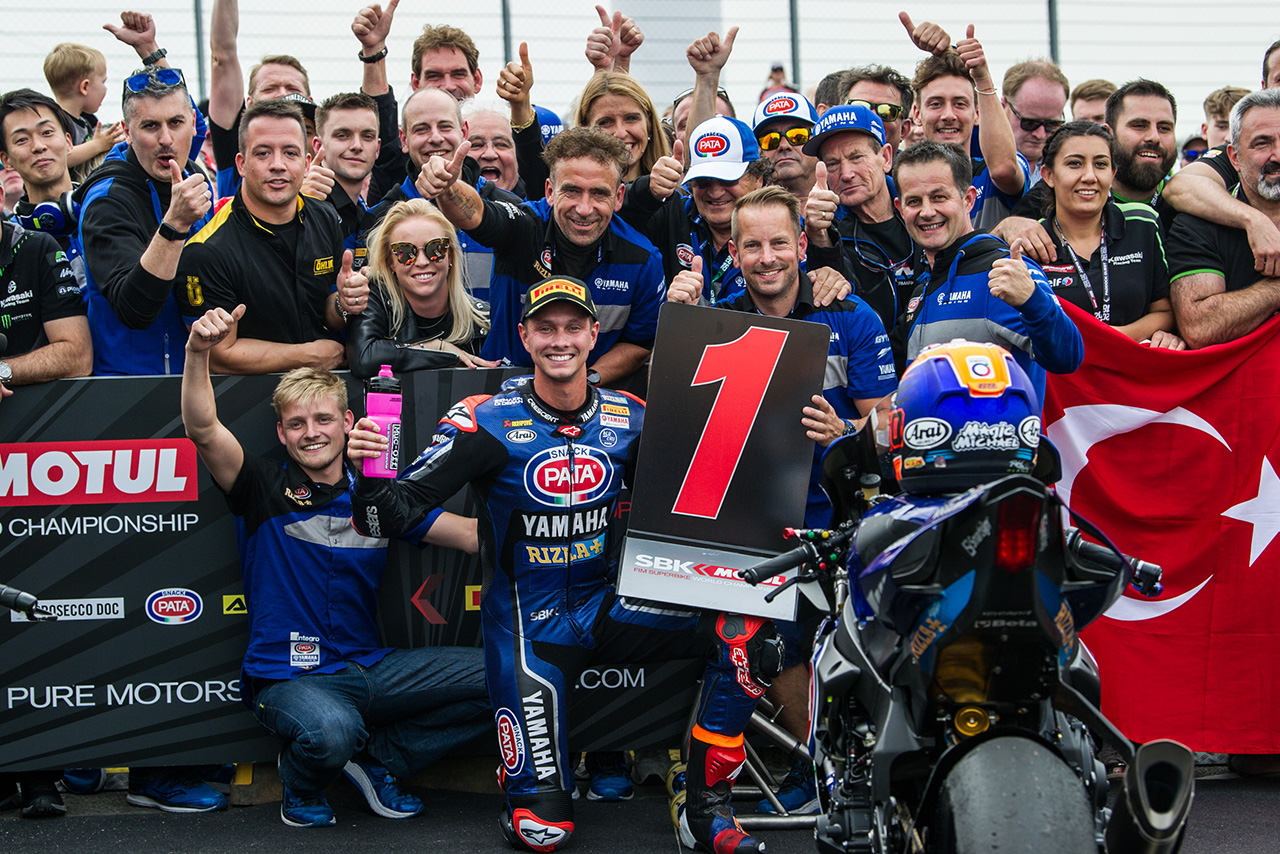 イギリスラウンドでダブルウインを達成したマイケル・ファン・デル・マーク