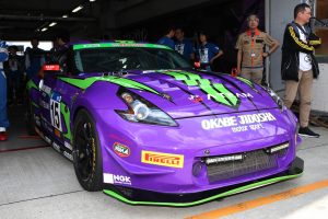 15号車がエヴァRT初号機 岡部自動車 Z34