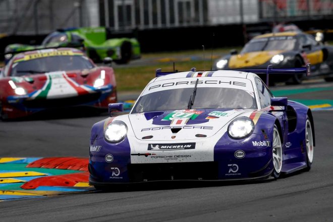 ポルシェGTチームの93号車ポルシェ911 RSR