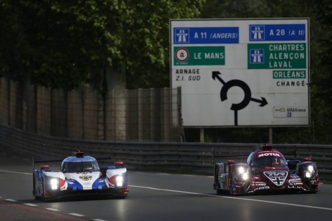 SMPレーシングの35号車ダラーラP217・ギブソン（左）、レベリオン・レーシングの1号車レベリオンR13・ギブソン