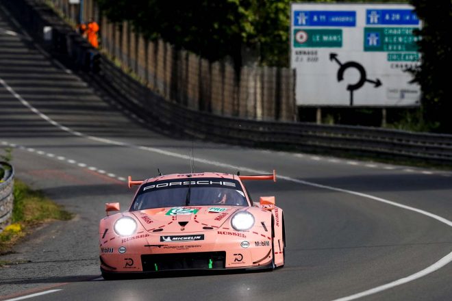 92号車ポルシェ911 RSR