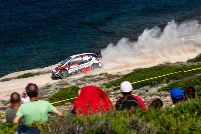 ラッピと総合3位争いを繰り広げながら、競技3日目の全ステージ完走後にマシントラブルに見舞われたヤリ-マティ・ラトバラ（トヨタ・ヤリスWRC）