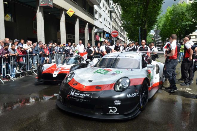 ポルシェ911 RSRとトヨタTS050ハイブリッド