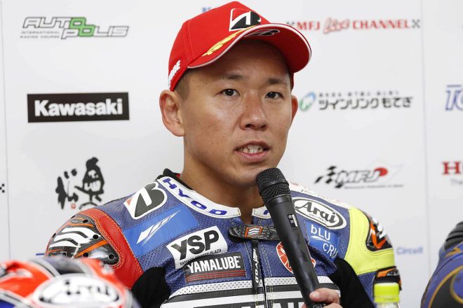 中須賀克行（YAMAHA FACTORY RACING TEAM）