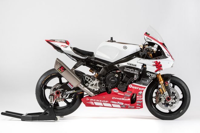 鈴鹿8耐仕様のヤマハYZF-R1（GMT94ヤマハ）