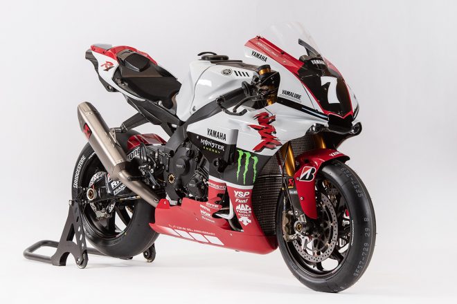 鈴鹿8耐仕様のヤマハYZF-R1（YARTヤマハ）