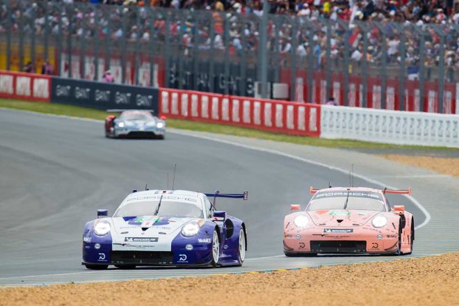 LM-GTEプロクラス序盤はポルシェ同士が首位争いを展開