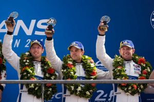 LM-GTEプロクラス3位を手にした68号車フォードGTのジョーイ・ハンド／ディルク・ミューラー／セバスチャン・ブルデー