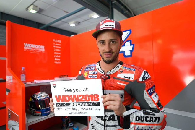 MotoGPライダーのドヴィツィオーゾも参加