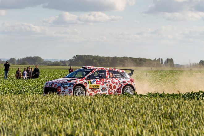 ティエリー・ヌービルがドライブするヒュンダイi20 R5