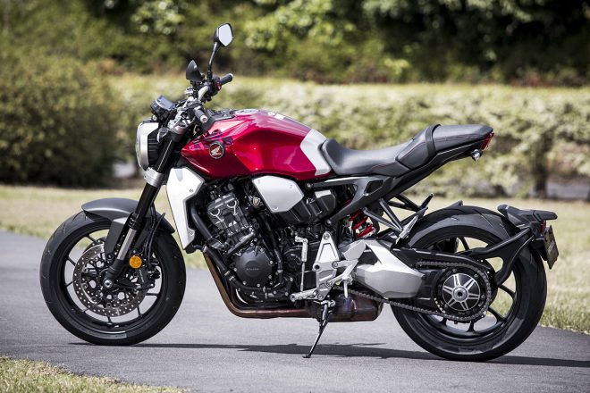 ホンダCB1000R サイド