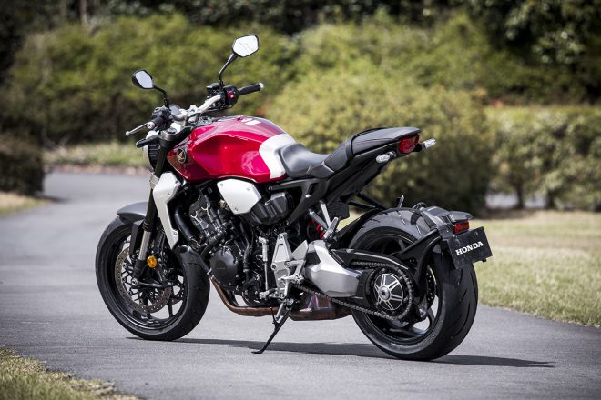 ホンダCB1000R リヤ