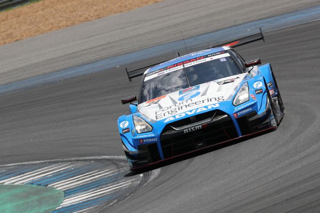 フォーラムエンジニアリング ADVAN GT-R