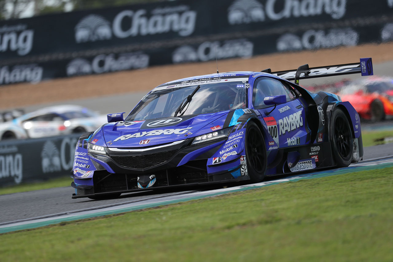 今シーズン初のノーポイントに終わったRAYBRIG NSX-GT