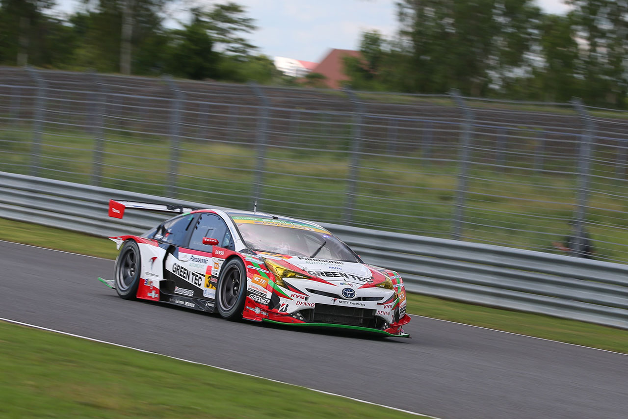 31号車TOYOTA PRIUS apr GTはレース前半スティントからエアコンが動かないトラブルが起きていた