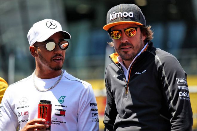 2018年F1第9戦オーストリアGP決勝　フェルナンド・アロンソ、ルイス・ハミルトン