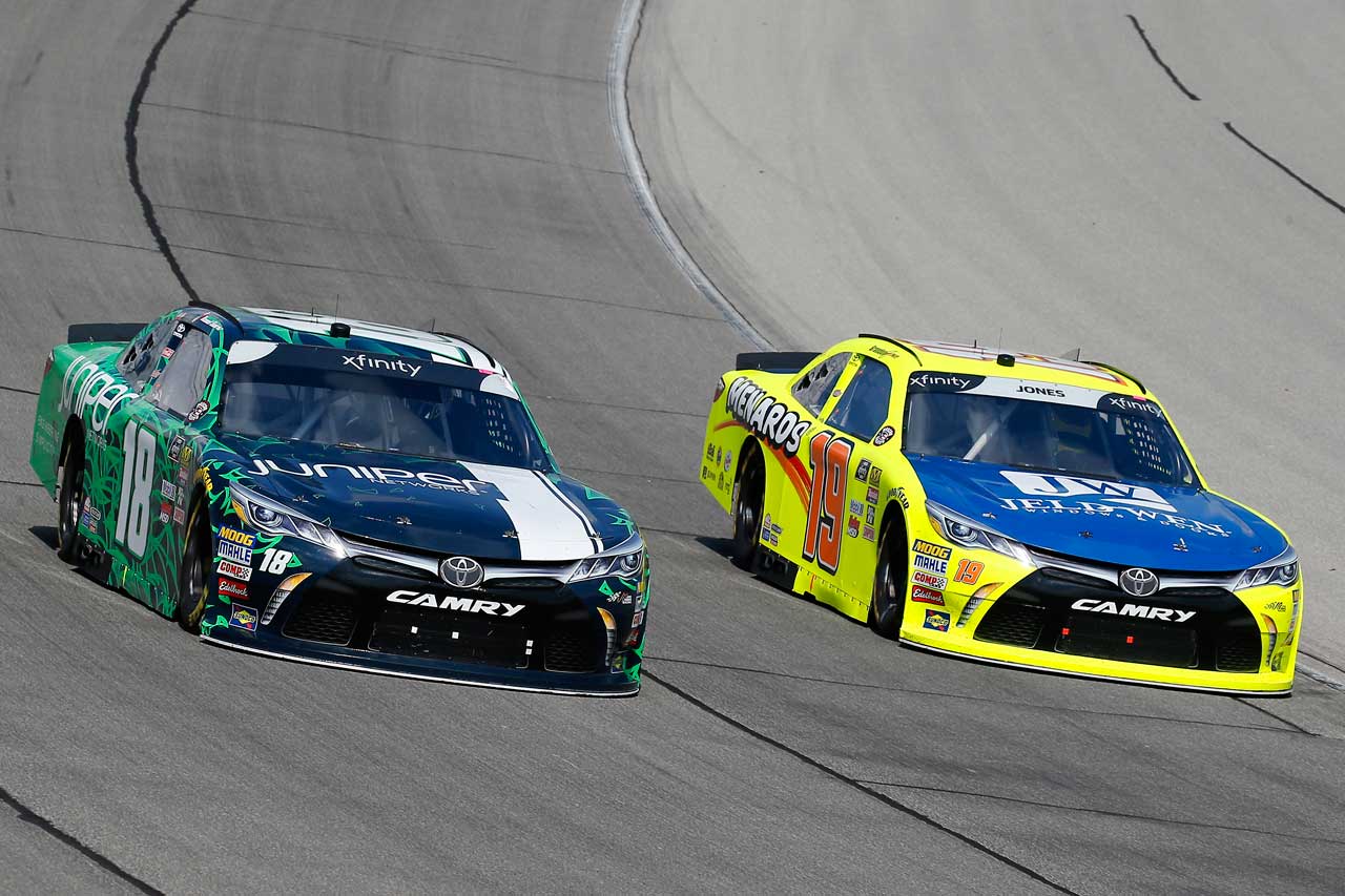 4位でフィニッシュしたダニエル・スアレツ（＃18）と上位を争うも戦略があわず11位に終わったブランドン・ジョーンズ（＃19）