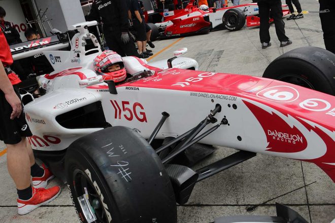 松下信治（DOCOMO TEAM DANDELION RACING）