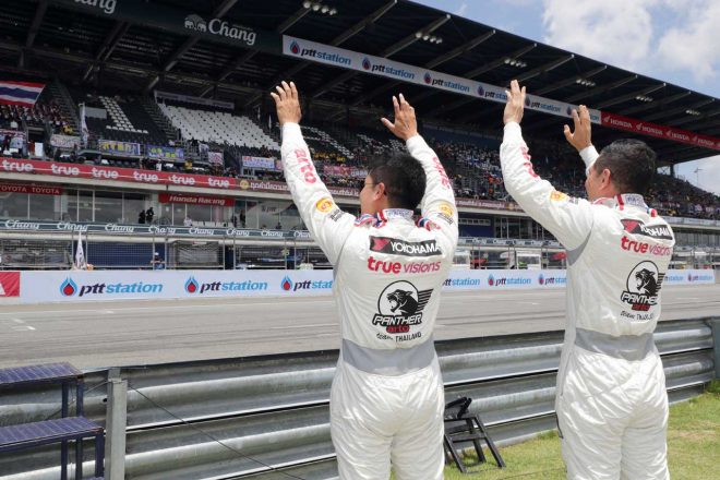 地元レースを迎えたナタポン・ホートンカムとナタウッド・ジャルーンスルカワッタナ