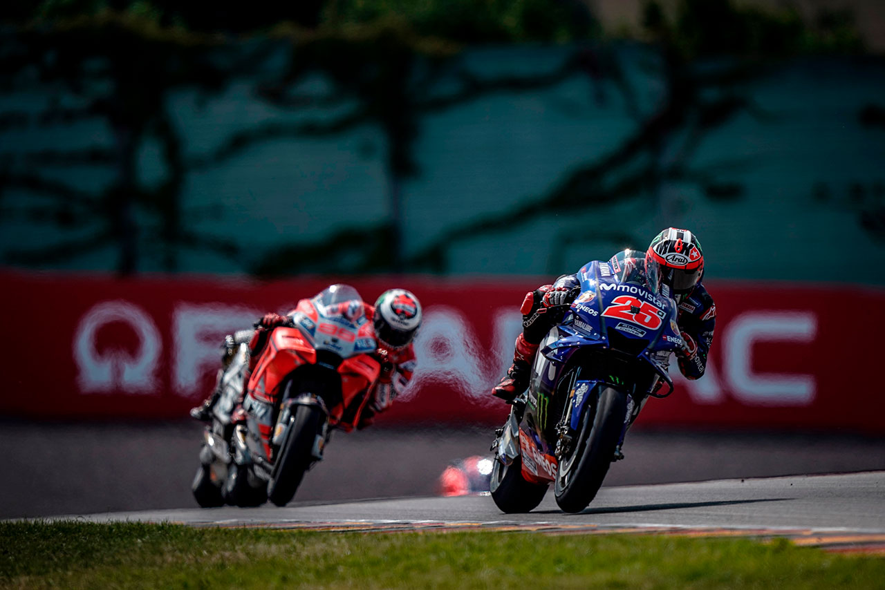 レース中盤までトップを走ってたロレンソをも交わし、終盤にポジションを上げた